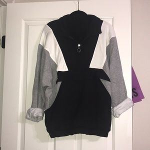 oversized black grey and whote jumper! quarter zip